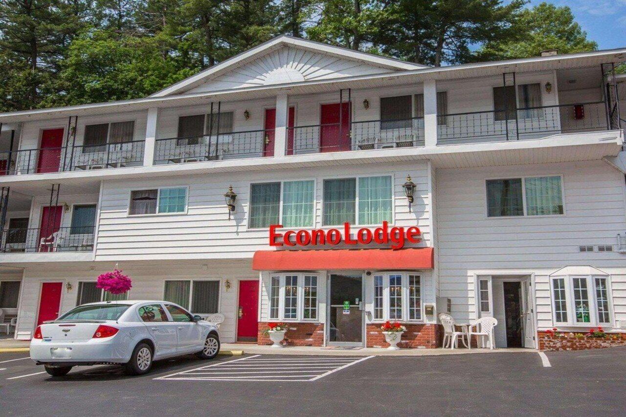 Baymont By Wyndham Lake George Buitenkant foto