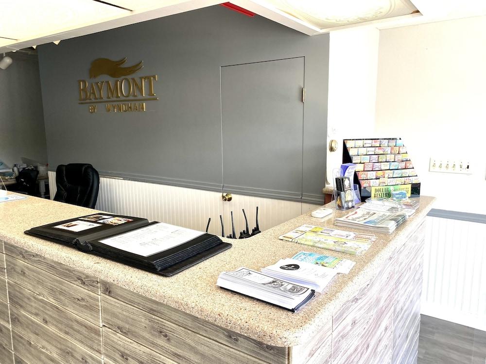 Baymont By Wyndham Lake George Buitenkant foto